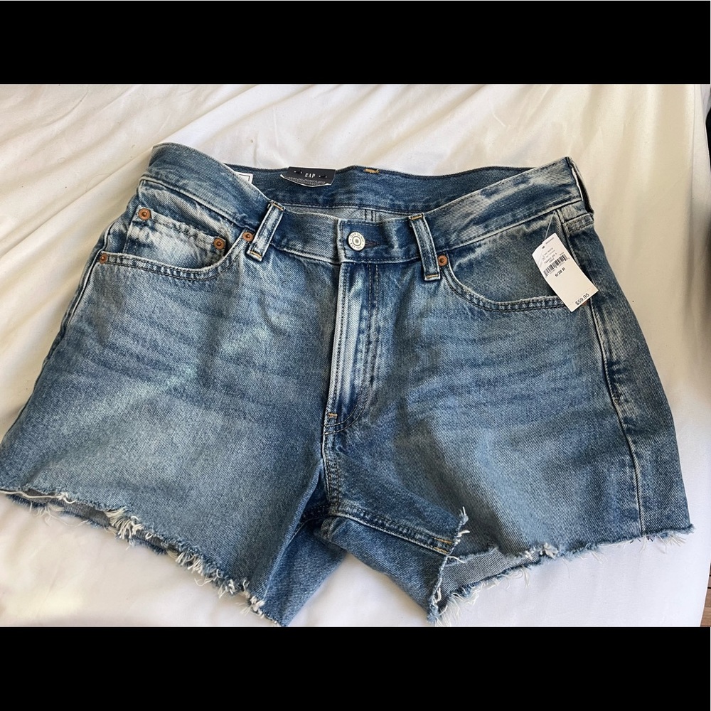 NWT Gap Lowstride Denim Shorts - Size 6